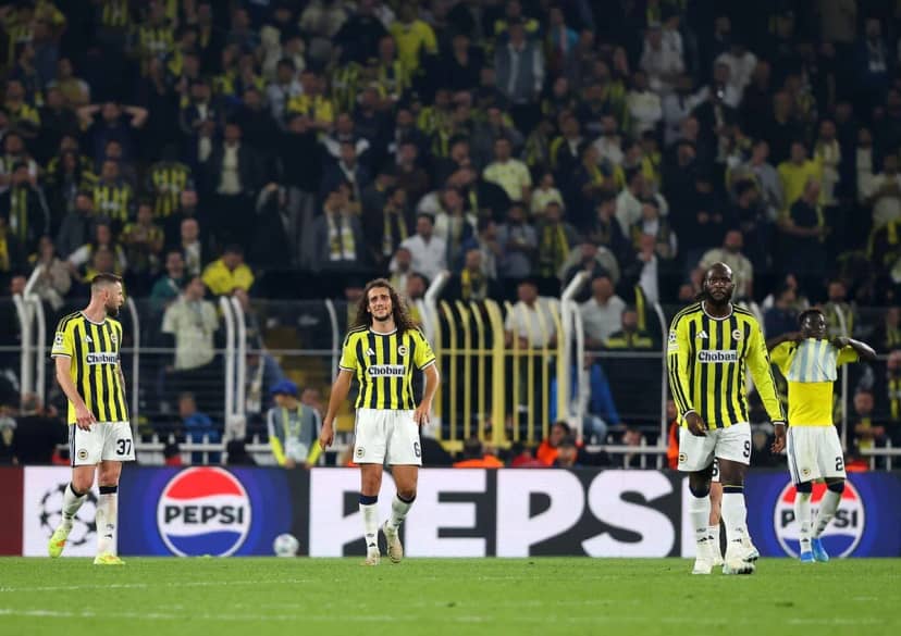 Fenerbahçe-Slavia Prag maçı Çekya basında: Türk cehenneminde 1 puanı kaptı — 6. fotoğraf