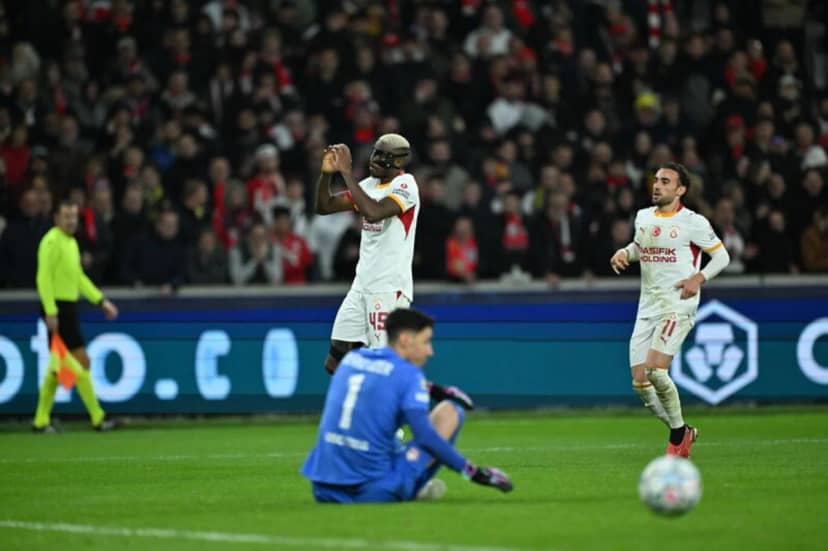 Galatasaray 25 yıl sonra Fransa'da maç kazandı — 7. fotoğraf