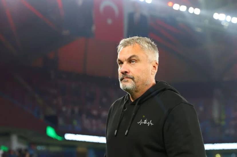 Alman teknik adamın göreve gelmesinin ardından Trabzonspor'un maçları: Trabzonspor 4-0 Galatasaray Samsunspor 0-3 Trabzonspor KuPS 2-4 Trabzonspor Trabzonspor 2-0 Beşiktaş Trabzonspor 2-0 Hearts