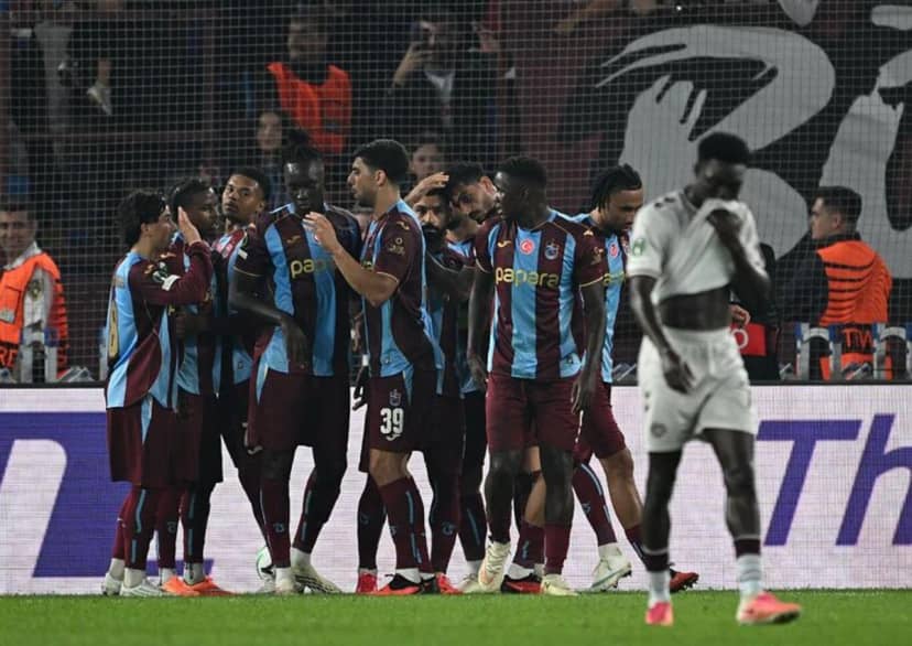 Spor yazarları Trabzonspor - Hearts maçını değerlendirdi — 3. fotoğraf