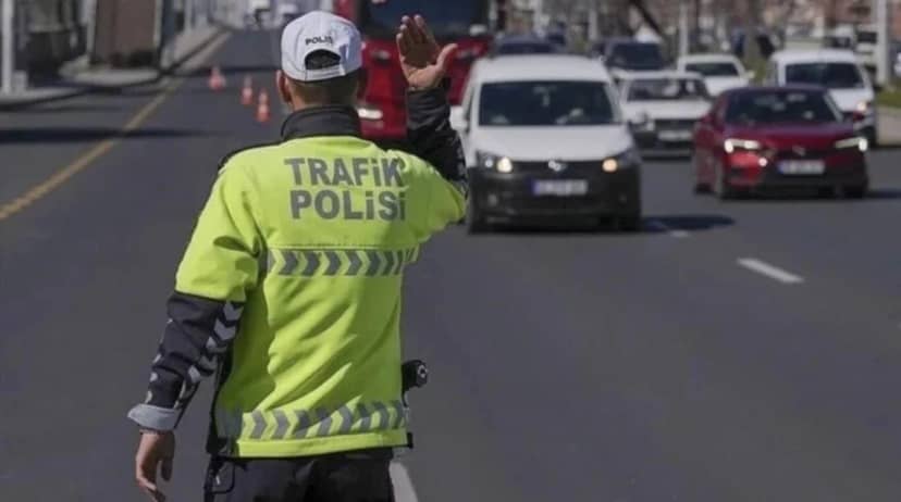 İSTANBUL'DA BUGÜN BU YOLLAR KAPALI! İşte 24 Ekim 2026 İstanbul'da trafiğe kapalı yollar listesi ve alternatif güzergahlar — 2. fotoğraf