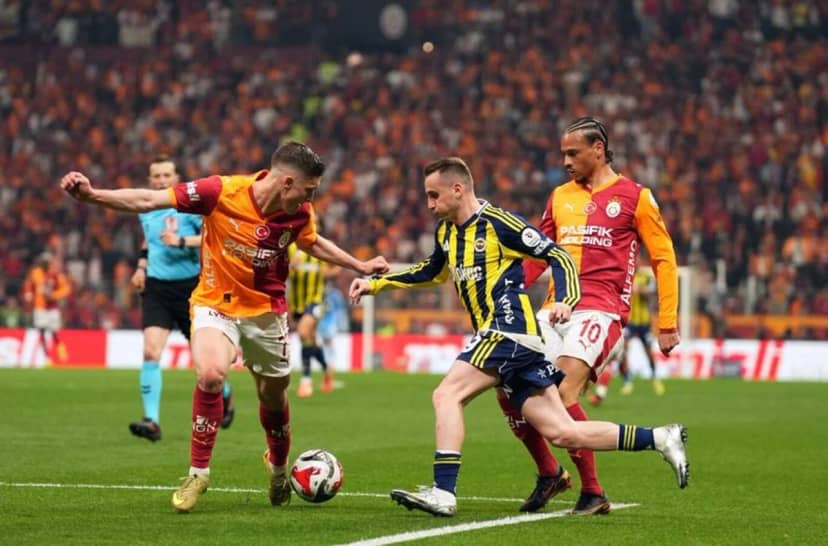 Süper Lig'in 9. haftası, Türk futbolunun en önemli rekabetlerinden birine sahne olacak. Galatasaray ile Fenerbahçe, 26 Ekim Pazartesi günü RAMS Park'ta karşı karşıya gelecek.