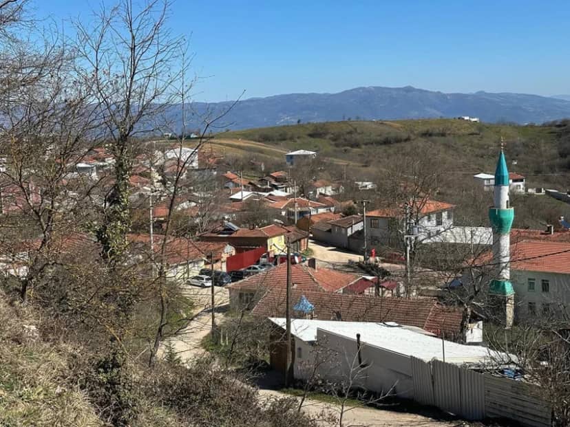 Dönümü 1 milyon lira! Göl ve dağ manzaralı köy İstanbul ve Ankaralıların gözdesi oldu — 2. fotoğraf