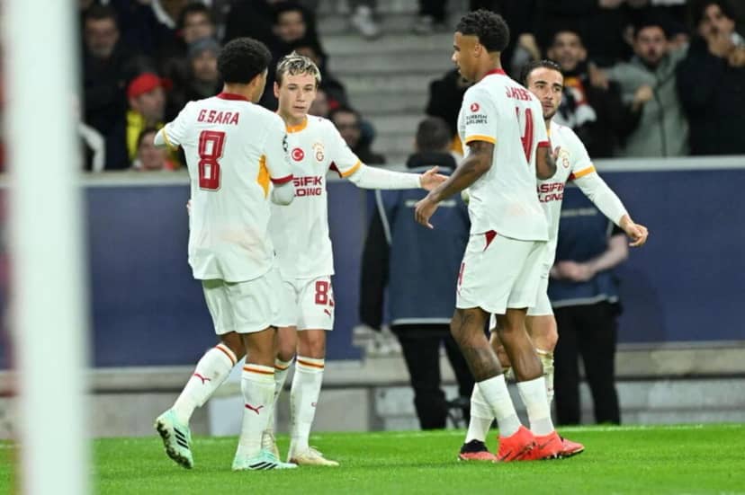 TEAMtalk'un haberine göre; Liverpool ve Arsenal'ın temsilcileri, genç oyuncuyu yakından izleyerek gerekli değerlendirmeleri yaptı.