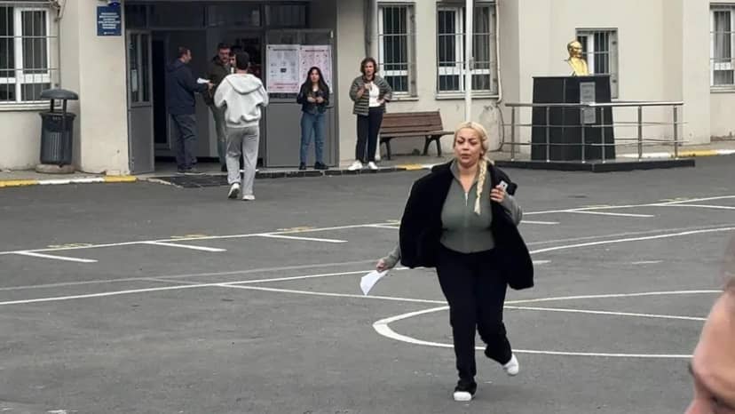 KPSS'de yine aynı manzara: Okulun kapısından döndüler! — 7. fotoğraf