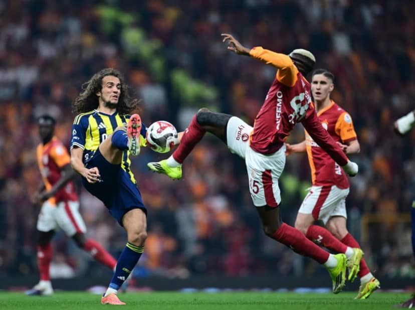 İşte Galatasaray-Fenerbahçe derbisinin muhtemel 11'leri...