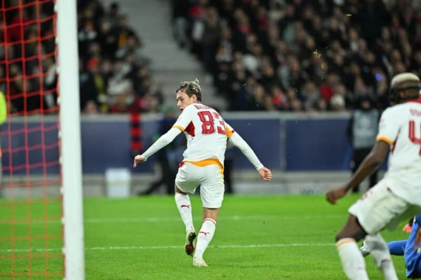 Galatasaray Kulübü ise genç 10 numara ile yaptığı sözleşmeye 55 milyon euroluk serbest kalma maddesini ekleyerek oyuncudan ciddi bir kazanç elde etmeyi planlıyor.