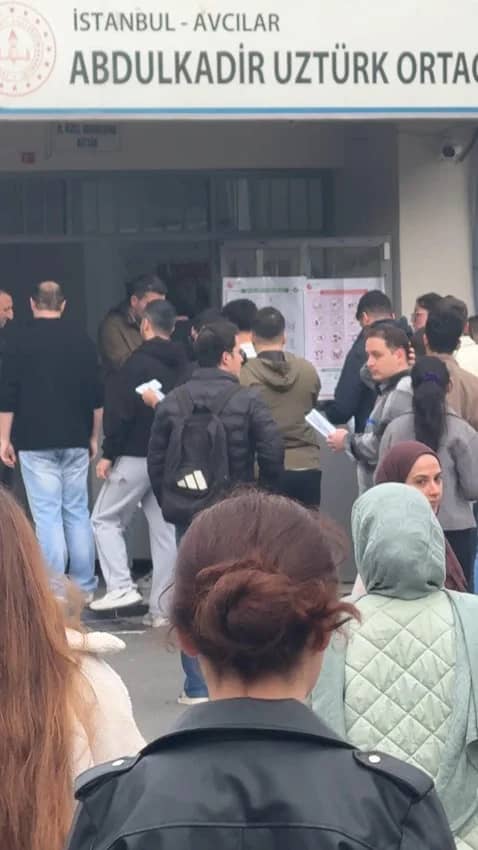 KPSS'de yine aynı manzara: Okulun kapısından döndüler! — 6. fotoğraf