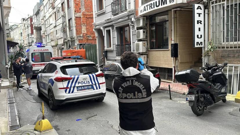 İstanbul'da şüpheli ölüm: Balkondan çatıya geçti, sonrası felaket! — 2. fotoğraf