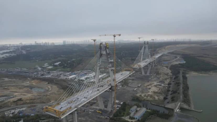 Kanal İstanbul'un ilk köprüsünün iki yakası birleşiyor! Son durum havadan görüntülendi — 2. fotoğraf