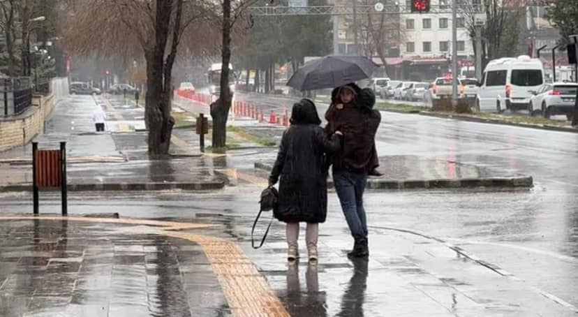 Meteoroloji ve İçişleri Bakanlığı peş peşe uyardı: Şiddetli yağış ve fırtına geliyor! — 5. fotoğraf