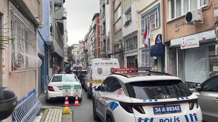 İstanbul'da çatıdan düşen genç kadının son anları ortaya çıktı — 6. fotoğraf