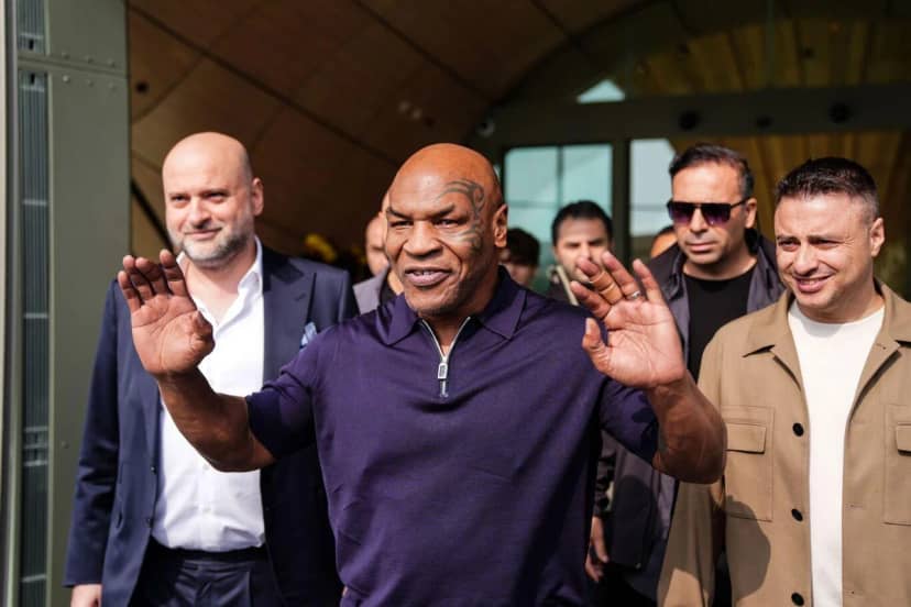 Eski ağır sıklet boks şampiyonu Mike Tyson, İstanbul'a geldi.