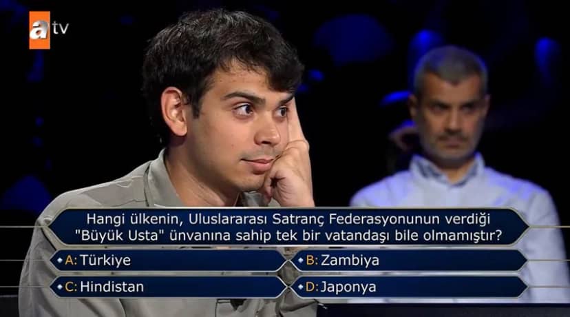 Yanlış Cevapla 300 Bin TL İle Veda Etti Kritik soru karşısında bir süre düşünen genç yarışmacı, tercihini 'Zambiya' seçeneğinden yana kullandı. Ancak doğru yanıtın 'Japonya' olduğunun açıklanmasıyla yarışmacı ve izleyiciler büyük bir şaşkınlık yaşadı.