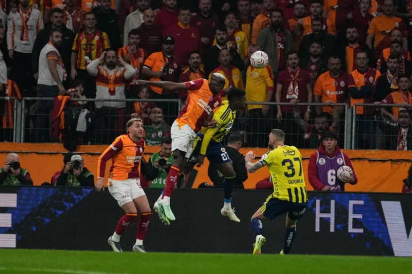 Dev derbide zafer Galatasaray'ın: Fenerbahçe'yi 2-1 mağlup etti! — 18. fotoğraf
