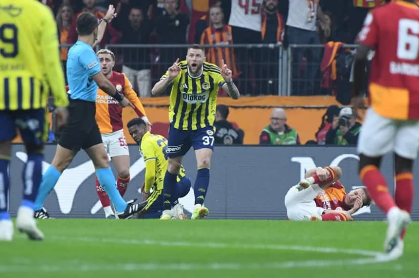 Dev derbide zafer Galatasaray'ın: Fenerbahçe'yi 2-1 mağlup etti! — 7. fotoğraf