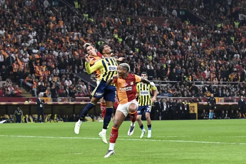 Dev derbide zafer Galatasaray'ın: Fenerbahçe'yi 2-1 mağlup etti! — 38. fotoğraf