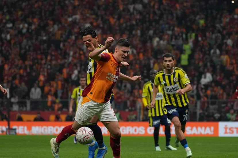 Dev derbide zafer Galatasaray'ın: Fenerbahçe'yi 2-1 mağlup etti! — 27. fotoğraf