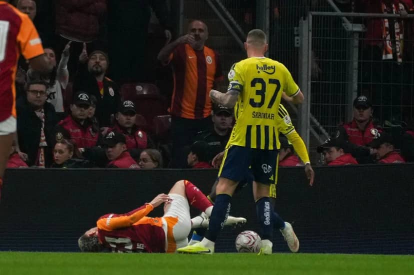Dev derbide zafer Galatasaray'ın: Fenerbahçe'yi 2-1 mağlup etti! — 16. fotoğraf