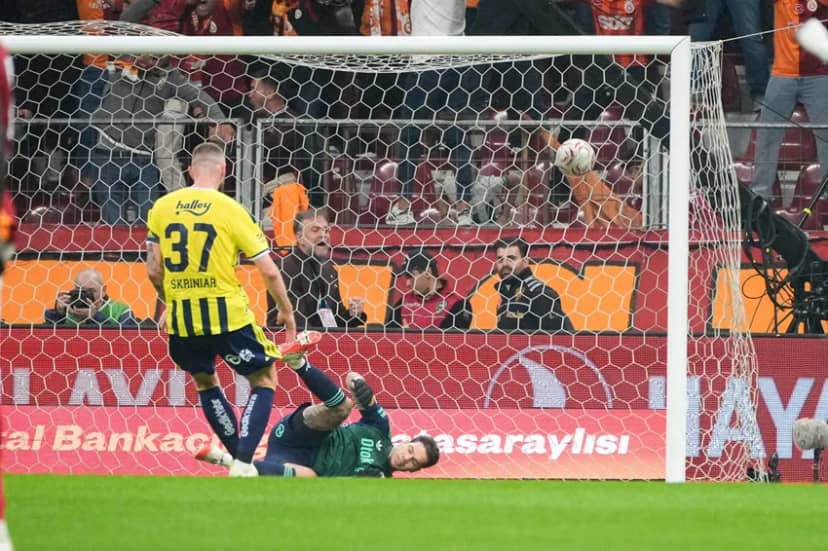 Dev derbide zafer Galatasaray'ın: Fenerbahçe'yi 2-1 mağlup etti! — 20. fotoğraf