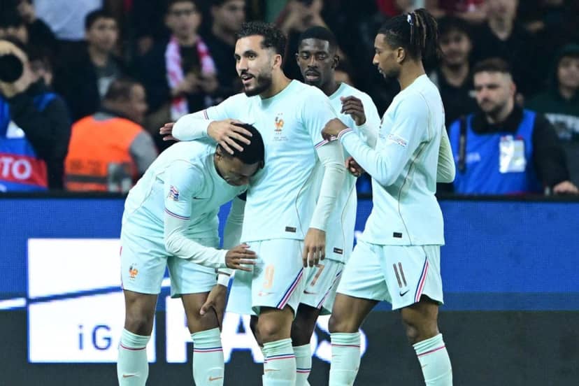 Golünü atan Mbappe sakatlandı