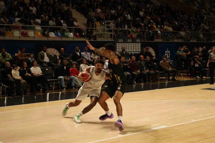 Basketbol Süper Ligi: Körfez Basket: 88 - Esenler Erokspor: 79