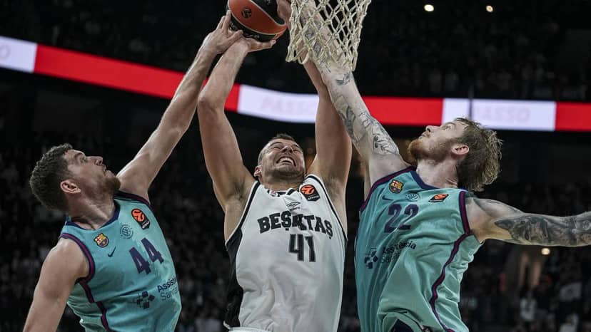 Beşiktaş, Barcelona'ya boyun eğdi