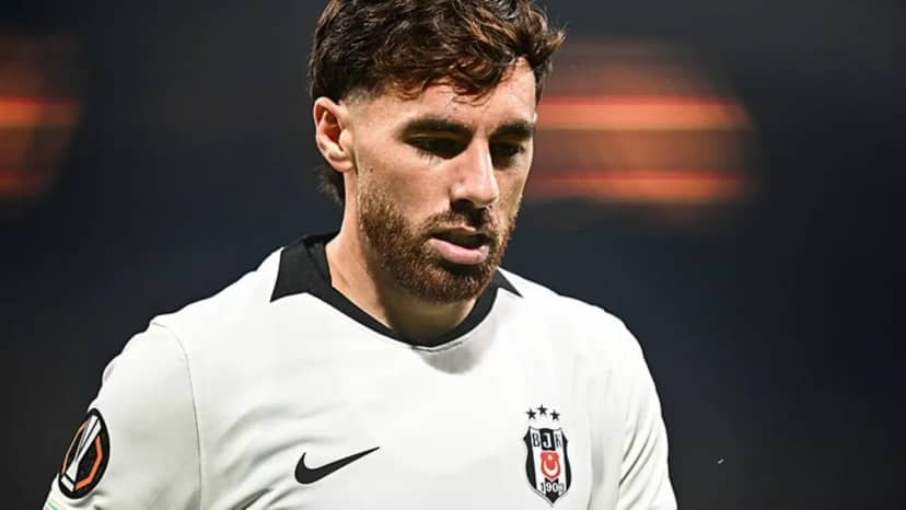 Beşiktaş'ta kaptana yoğun tedavi