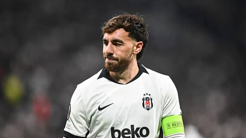 Tribünden Beşiktaşlı