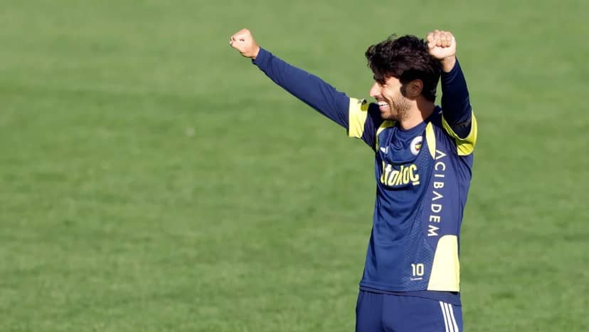Asensio formasına kavuşuyor