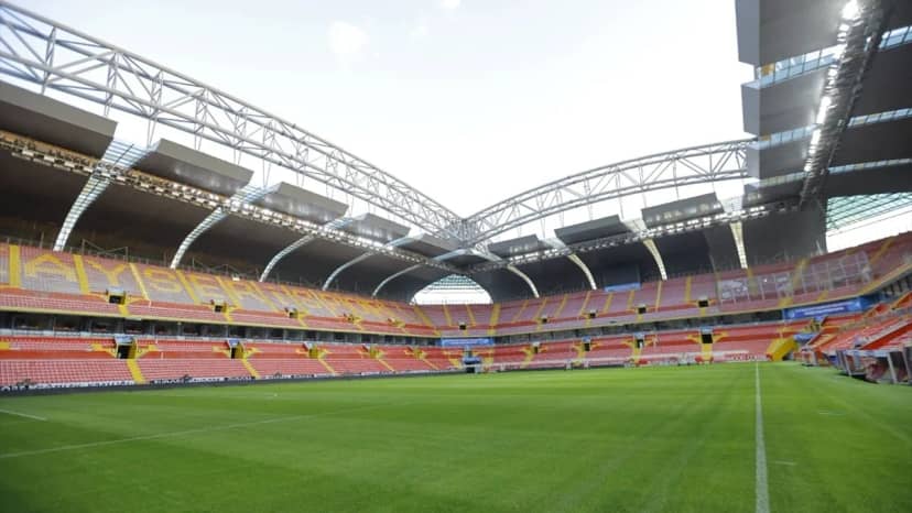 Kadir Has Stadyumu, UEFA standartlarına göre yenileniyor