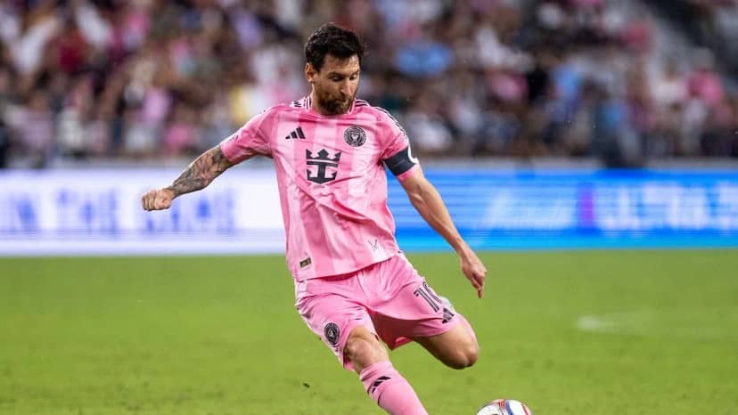 Milli takımı bırakmıştı! Lionel Messi, duble yaptı