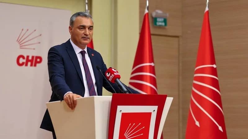 CHP’de 1 belediye başkanı, 2 meclis üyesi için ihraç kararı