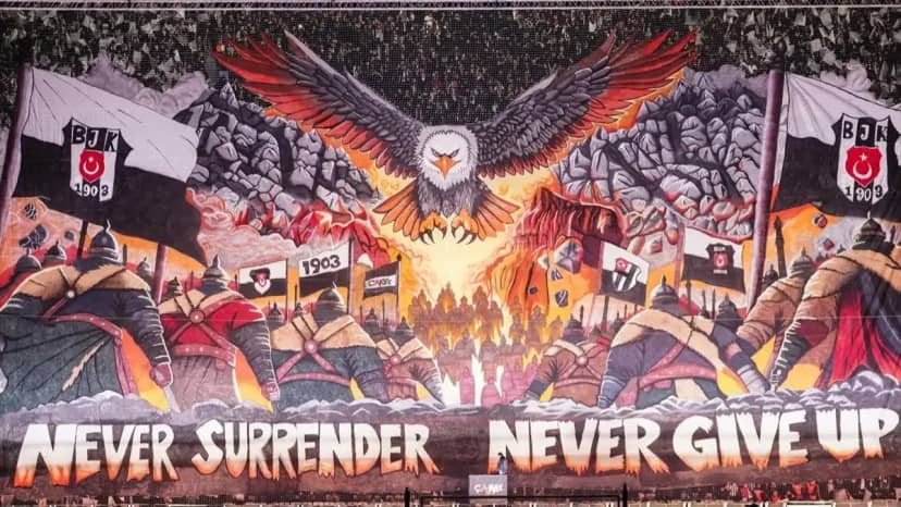 Beşiktaş taraftarından muhteşem koreografi!