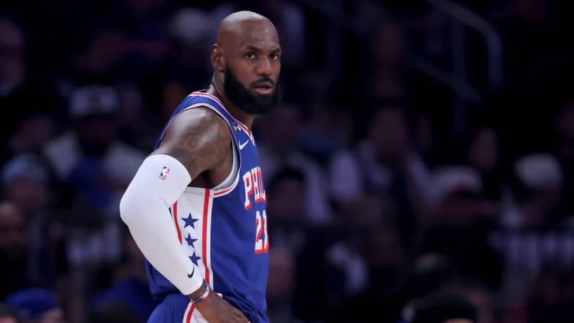 LeBron James’in tercihi Cleveland'ı üzdü