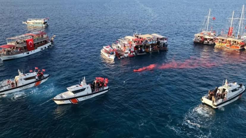 Antalya da "Ecdadın Yolunda Cumhuriyet e Saygı Yürüyüşü" 1