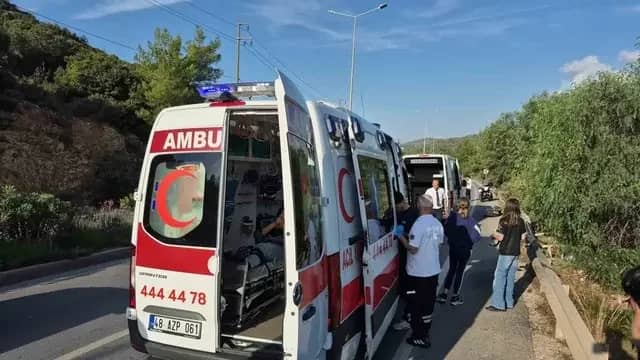 Muğla da trafik kazası! 2 yaralı 3