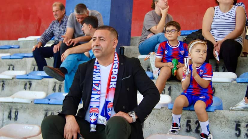 Murat Yıldız'dan Serdar Şahin'e Sert Yanıt: 'Silivrispor'da gerçek gündem çocuklarımız ve onların geleceği olmalı.'