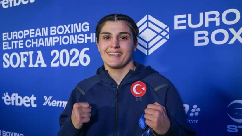Busenaz Sürmeneli: Kendime inanmamı ve güvenmemi sağladılar
