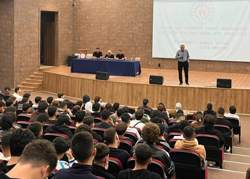 Eskişehir'de yurt personeli yeni öğrencilerle iletişim toplantıları yaptı