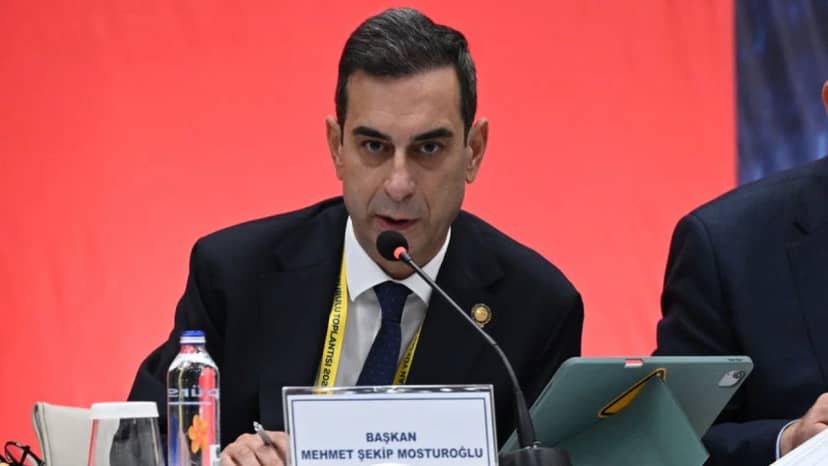 Şekip Mosturoğlu: Her yıl tekrarlanan seçimlerle kalıcı bir istikrar sağlamak mümkün değildir