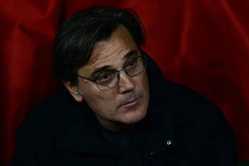 Bursa'da tribünlerden Montella'ya istifa çağrısı
