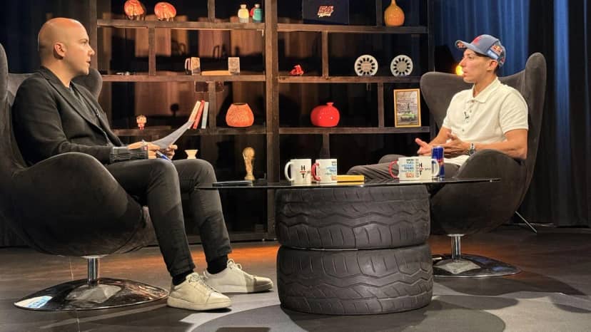 Toprak Razgatlıoğlu'nda HT Spor'a özel açıklamalar: Rossi gibi arabalarla da yarışma düşüncem var