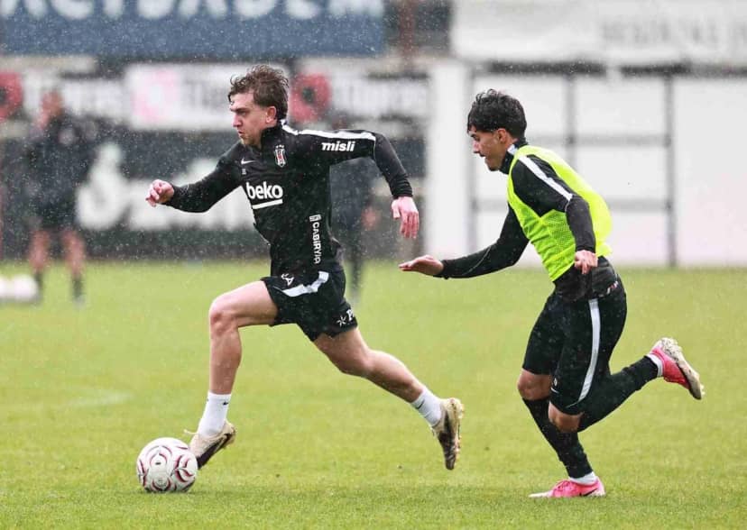 Beşiktaş, Kocaelispor maçı hazırlığında antrenmanı U19 maçıyla tamamladı