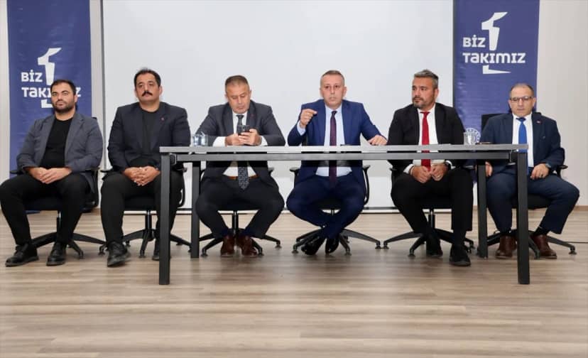 Niğde Gençlik ve Spor İl Müdürlüğü, Yarı Maraton için antrenörlerle toplandı