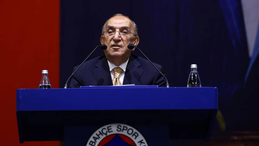 Nihat Özbağı: Chobani Stadı'nın 1 milyon dolarlık proje bedellerini karşılayacağım