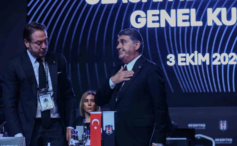 Serdal Adalı başkanlığındaki Beşiktaş yönetimi genel kurulda ibra edildi