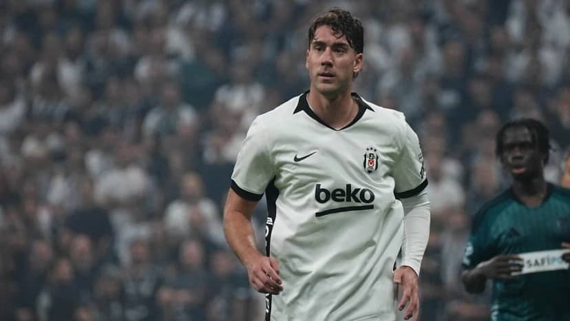 Dusan Vlahovic, gollerine devam ediyor