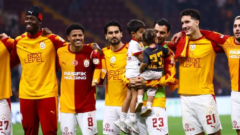 İşte Galatasaray'da ayrılacak ilk isim! Yaptığı açıklamayla gündem olmuştu...