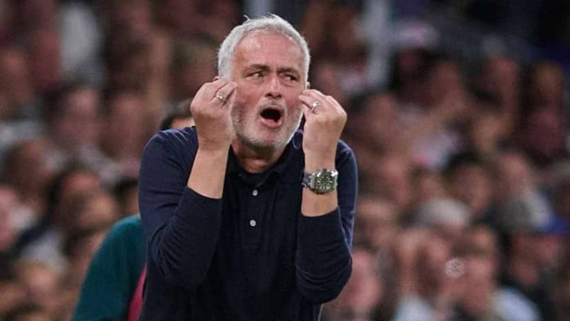 Mourinho'dan olaylı galibiyet sonrası sessizlik: Basın toplantısına çıkmadı